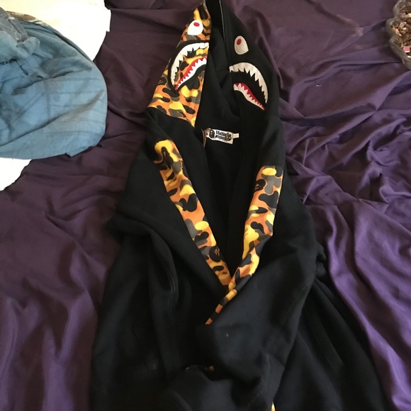 Bape Jacket - Picture 5 of 5